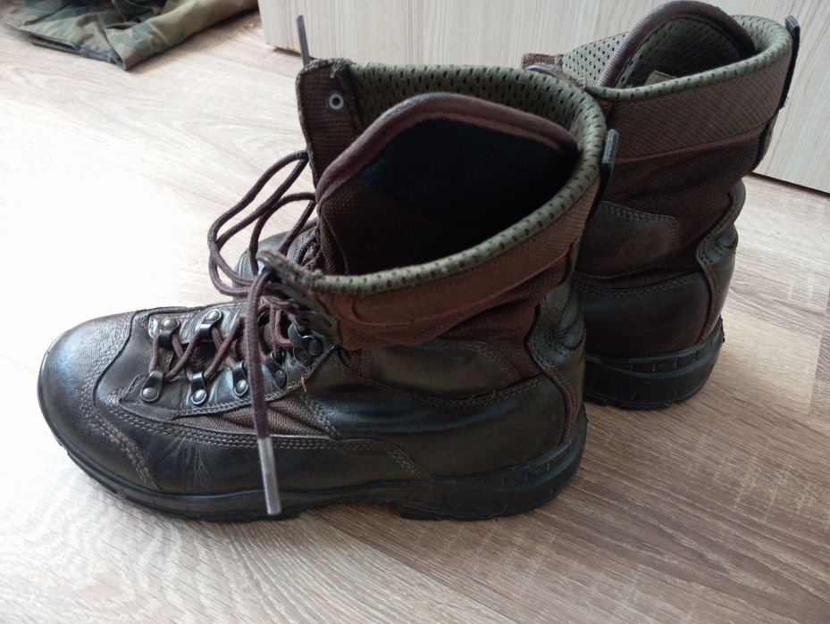 Buty wojskowe r 43