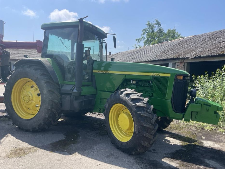 Трактор John Deere 8200 220 Кс