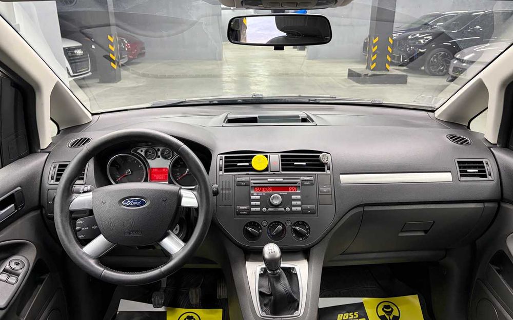 Ford C-Max 2010 року