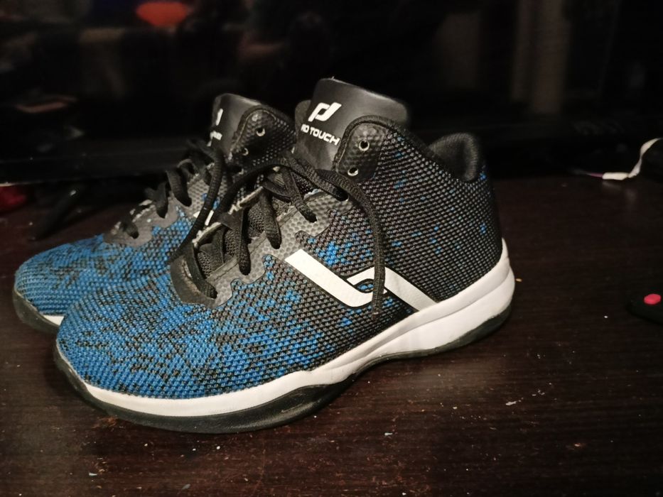 Кроссовки кросівки