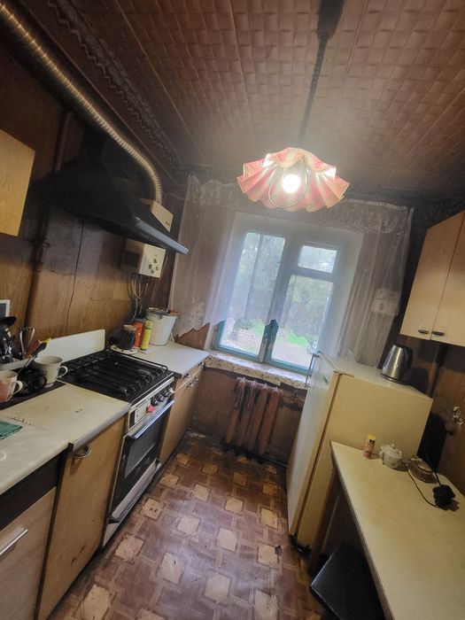 Продам двухкомнатную квартиру. Y.A.