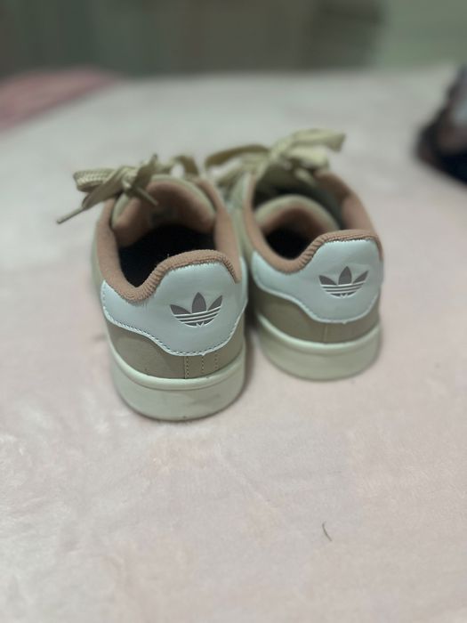ADIDAS campus camel