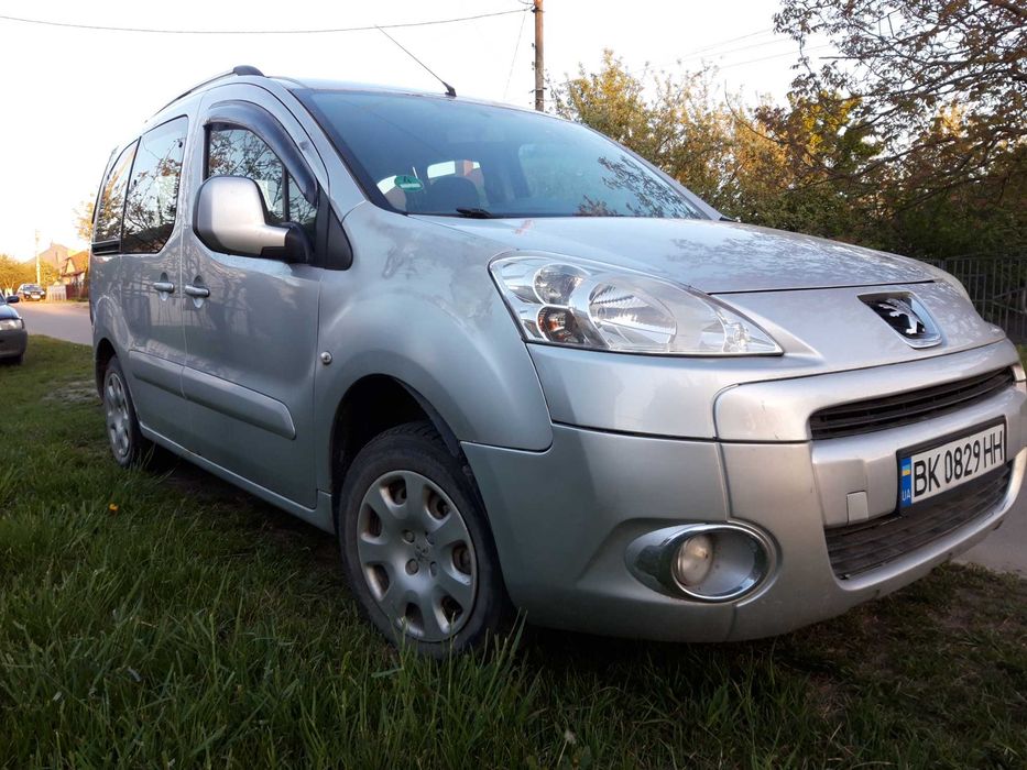 Peugeot partner 2011р.