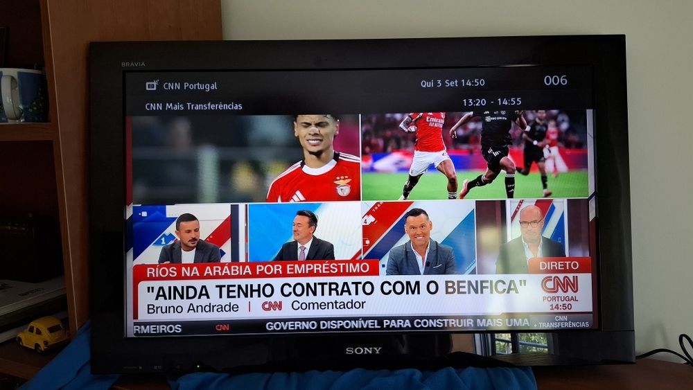 TV Sony Bravia KDL32BX400