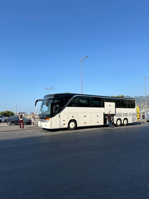 Мікроавтобус Бус