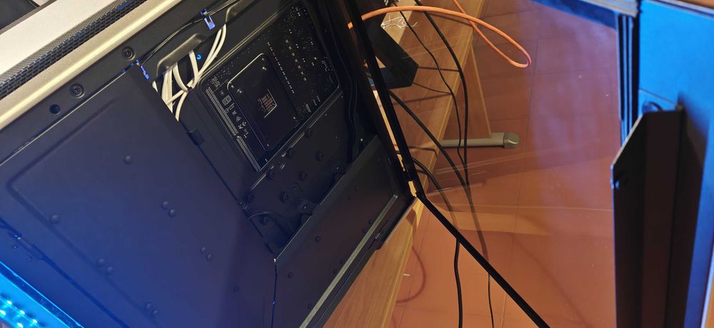 Potente PC Gaming AMD Ryzen 7 5800X com 32GB RAM