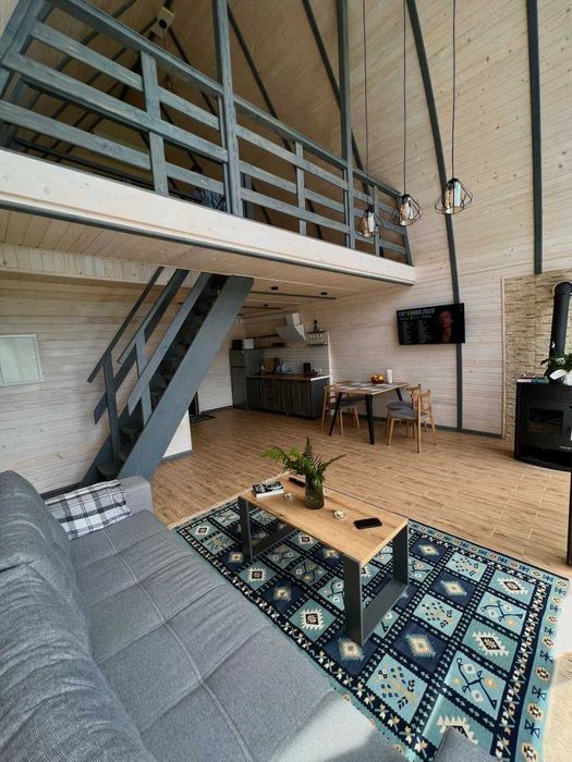 Готовий  бізнес - два діючі шале в Карпатах по вигідній ціні