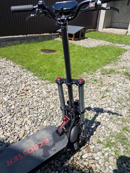 продам електросамокат Crosser Rocket 11