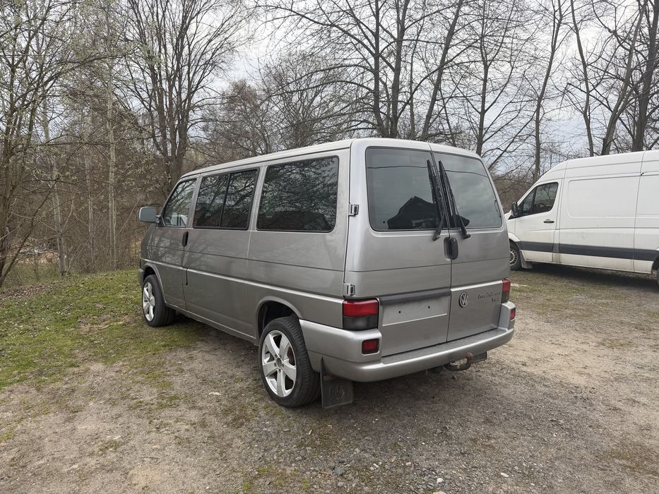 VW T4 Multivan 2,5 tdi 151 ps - climatronic , szyberdach , 7-osobowy
