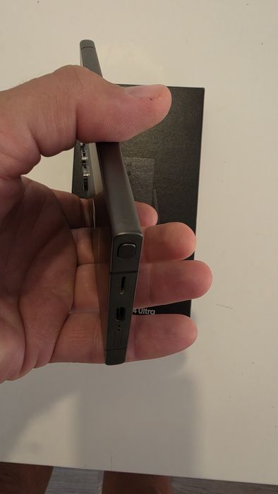 Samsung Galaxy S24 Ultra – 1TB 
Vendo Samsung Galaxy