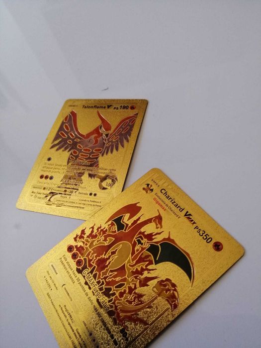 Cartas Pokemon Charizard V-Max gold card + Talonflame V gold card