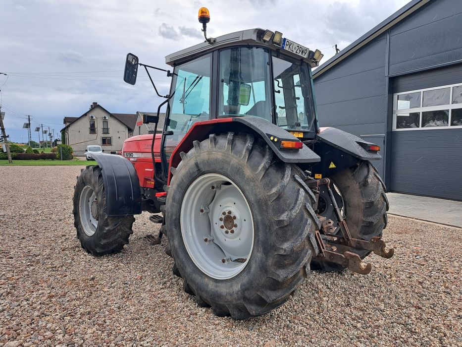 Ciągnik Massey Ferguson 6190 Dynashift