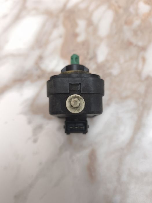 Корректор фары Volvo S80 1998-2005