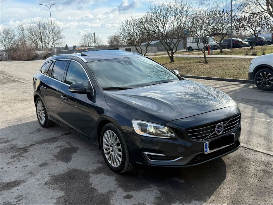Volvo V60 Volvo V60 lift 2.0 Automat 8 biegowy full opcja