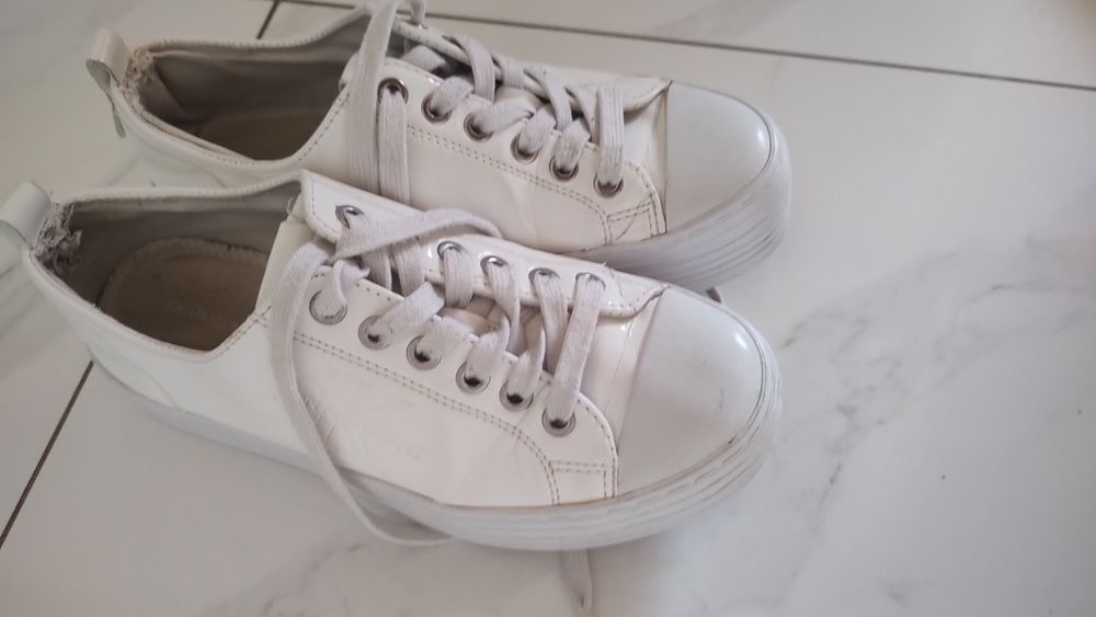 Sprzedam buty Calvin clein 37