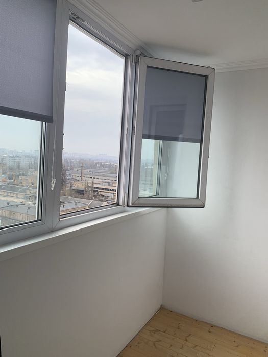 Продам однокімнатну  Смілянська 15 Соломʼянський рай.