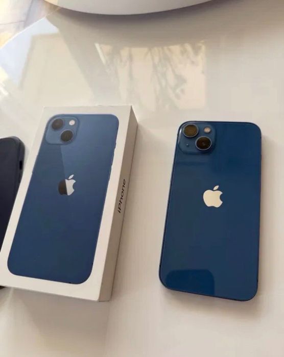 iPhone 13 128GB Blue