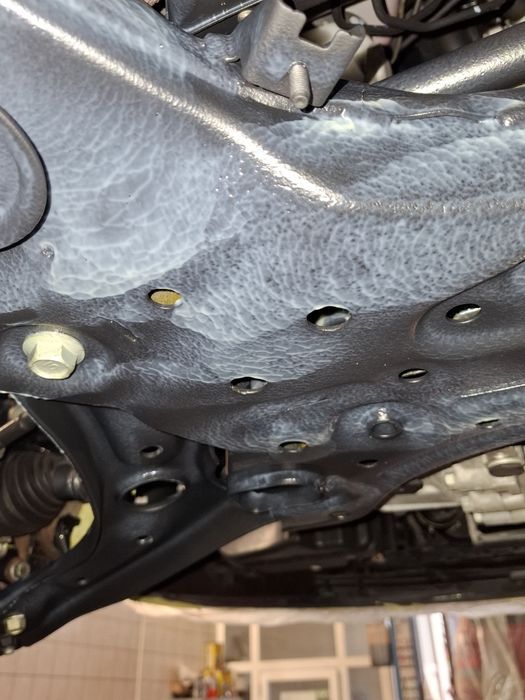 Konserwacja i renowacja podwozi Gwarancja - czyszczenie suchym lodem