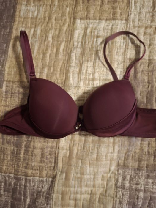 Бюстгальтер бордовый