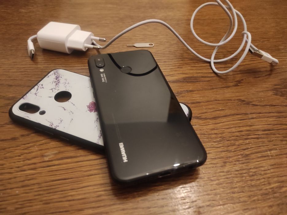 Huawei p20 lite 4/64GB, szkło na ekranie, oraz etui