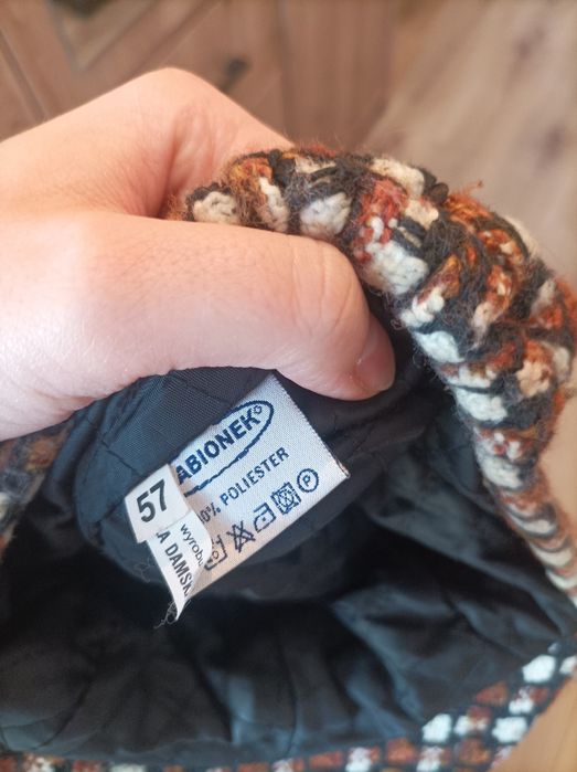 Kaszkiet , czapka z daszkiem zimowa jesienna wiosenna