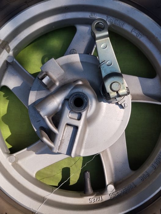 Продаю переднее колесо yamaha gear