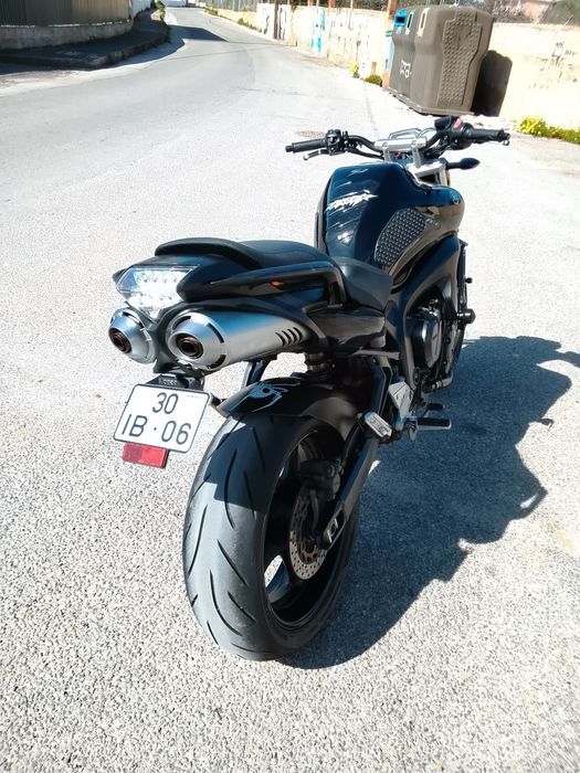 FZ6 - Fazer 600 cc