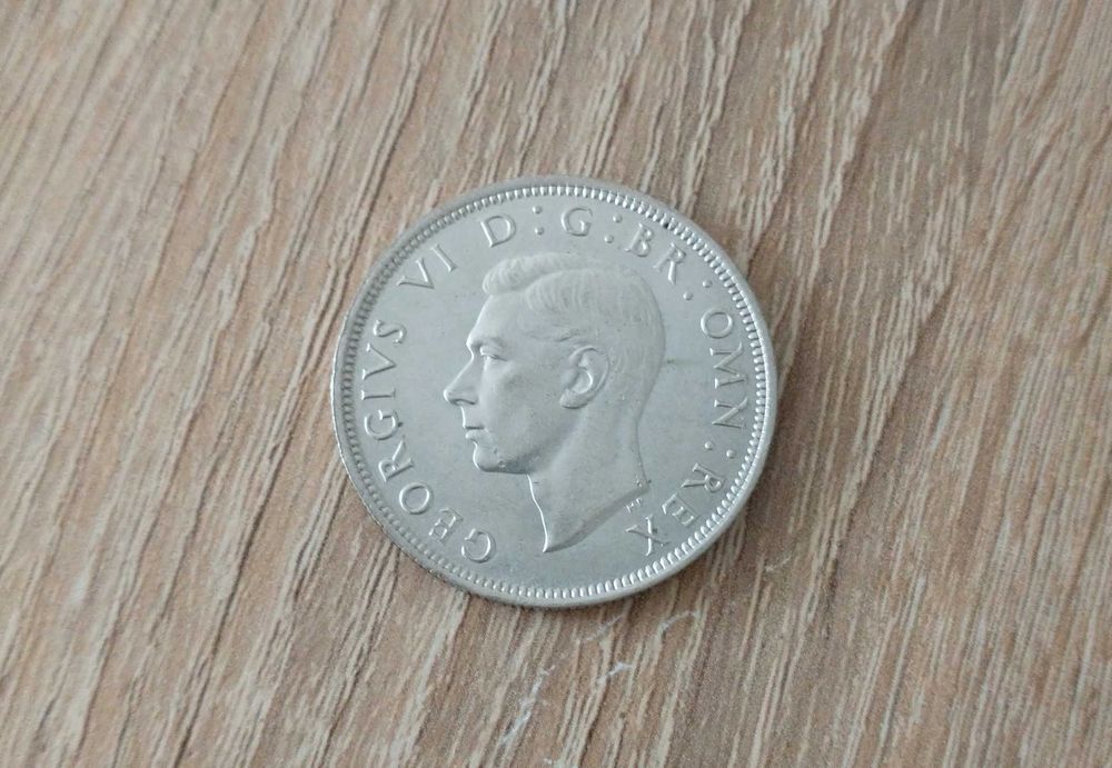 Srebrna moneta Half Crown 1946