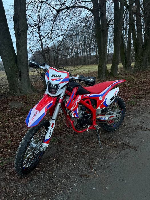 Продам мотоцикл 300 кб