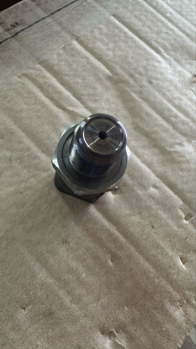 Sensor Pressão Combustível  OM646 Mercedes