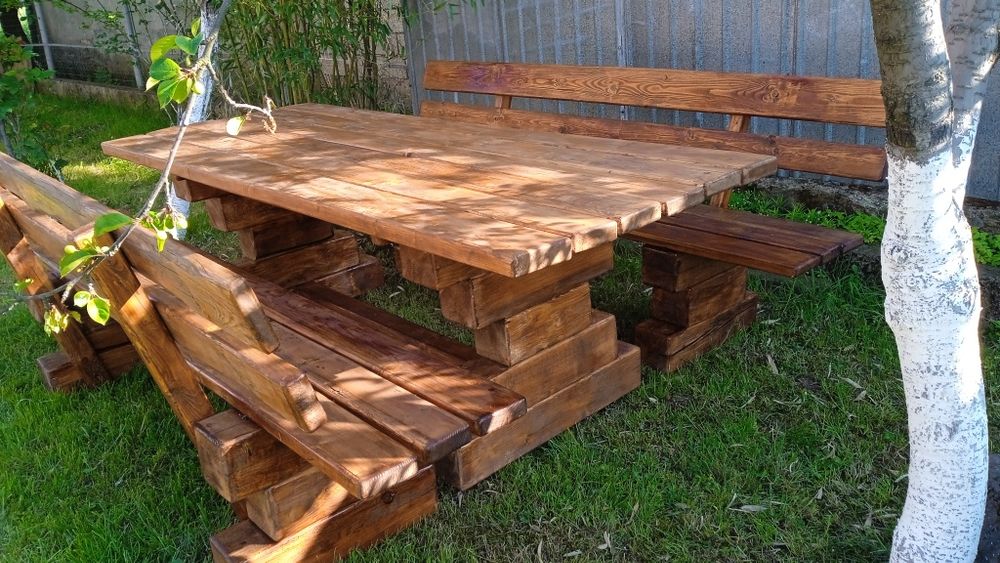 Садова мебель стіл,лавки.