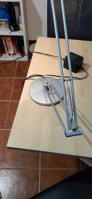 Candeeiro ikea articulado