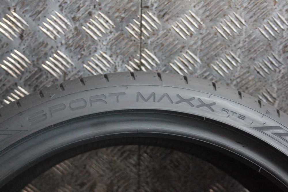 235/35/19 Dunlop Sport Maxx RT2 235/35 R19 91Y XL