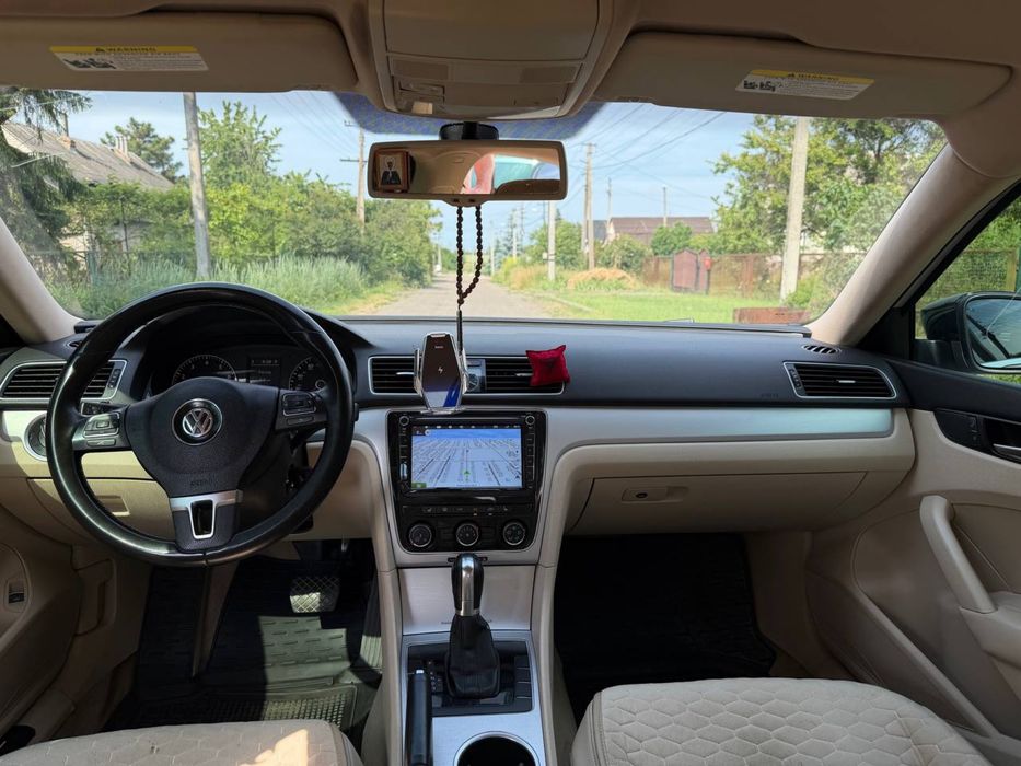 Volkswagen Passat 2012