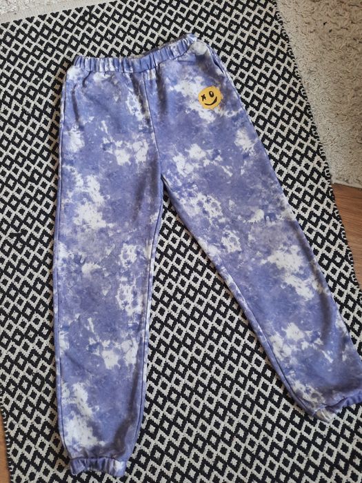 Komplet rozm.140 bluza plus spodnie shein