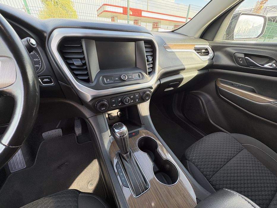GMC ACADIA 2017 р.в. 2,5 бензин