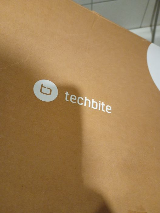 Laptop techbite 4gb ram 128 gb