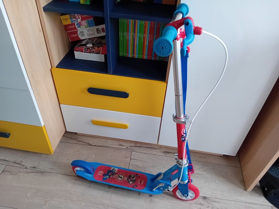 Hulajnoga OXELO z hamulcem biało czerwono niebiesk