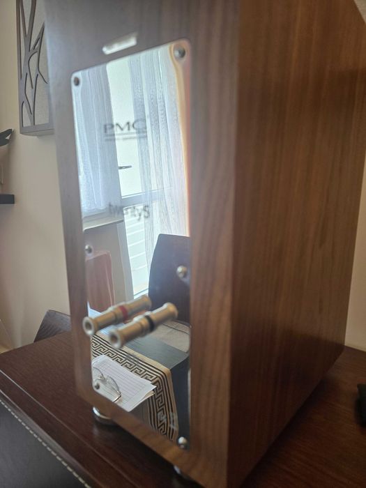 Głośniki PMC Twenty 5.22 - kolor Walnut