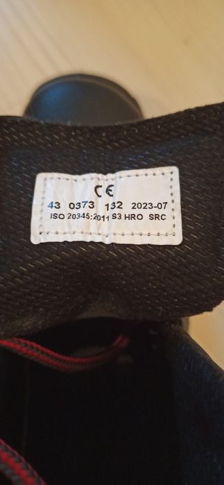 Buty robocze z noskiem Nowe! 43