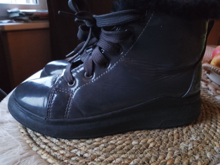 Buty z futerkiem rozmiar 37