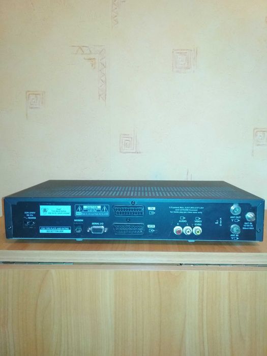 Тюнер-декодер для спутника Philips DSX 6010/91D
