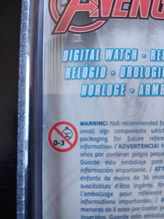 Relógio Digital Marvel