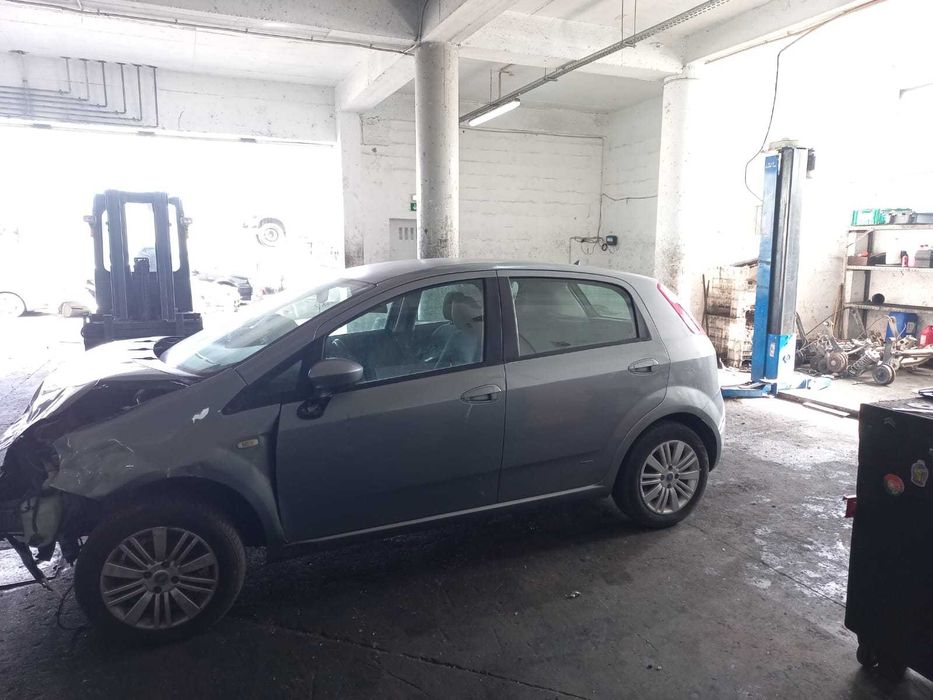 Fiat Grande Punto para peças