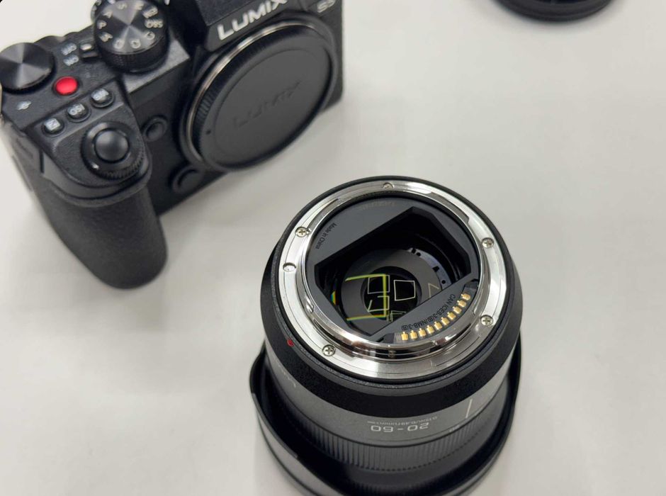 Lumix S5 + 20-60mm | 2 baterie