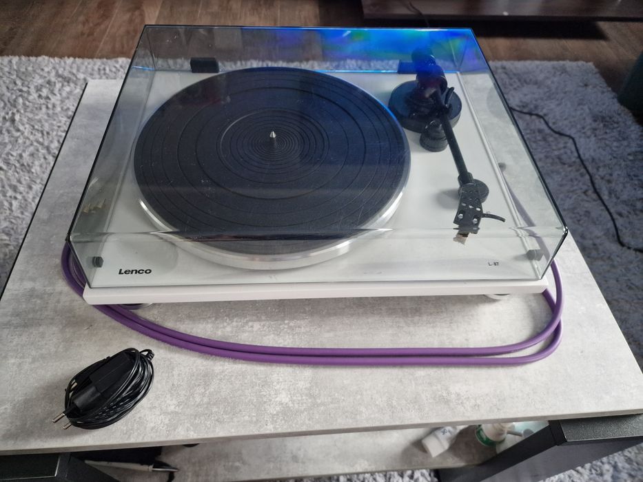 Gramofon Lenco L-87 Adapter