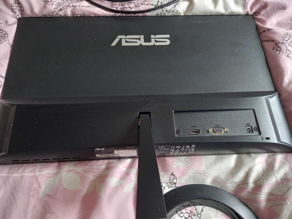 Sprzedam monitor do komputera -matryca uszkodzona