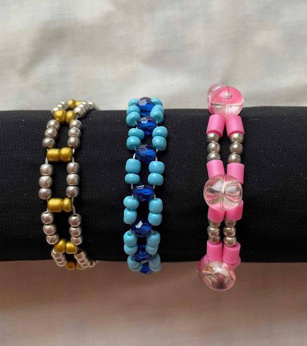 Pulseiras de Missangas artesanais