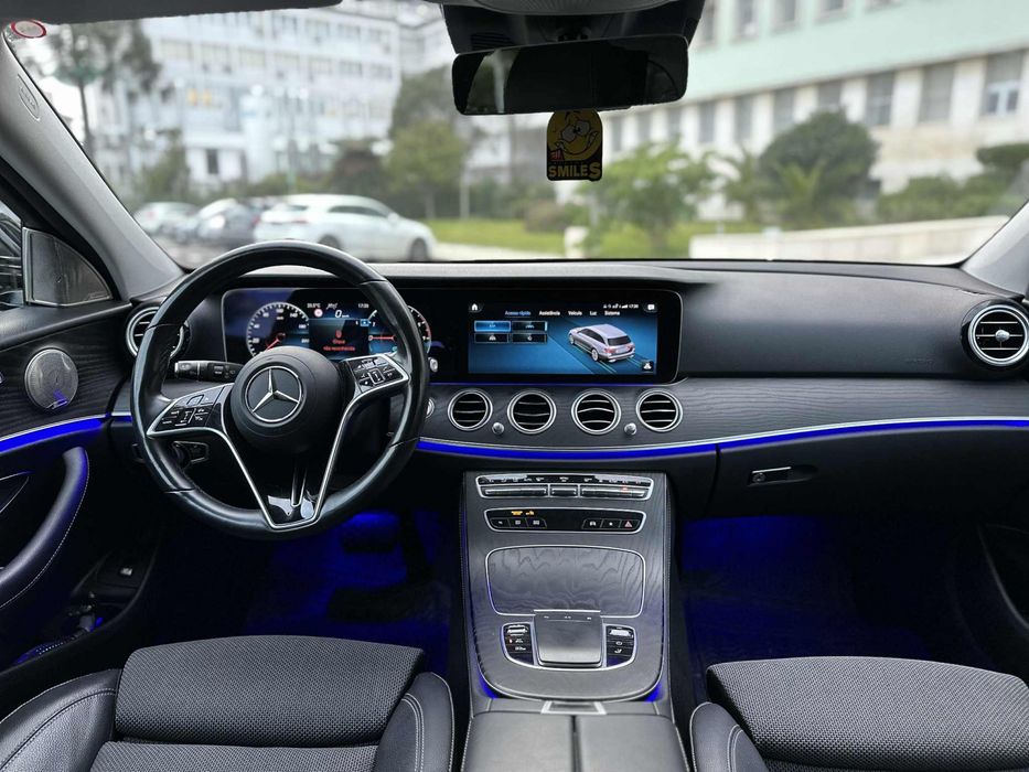 Mercedes-Benz E 300 — fotografia 5