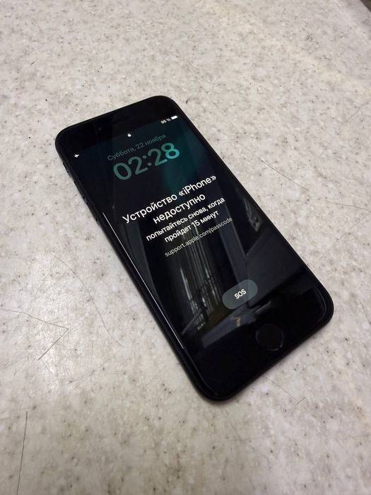 iPhone SE 2020 64 АКБ 100 новый заблокирован на запчасти